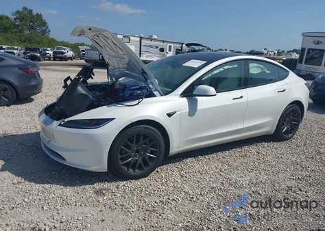 2025 Tesla Model 3 Long Range Rear-Wheel Drive from USA, damaged, VIN 5YJ3E1EA7SF978831